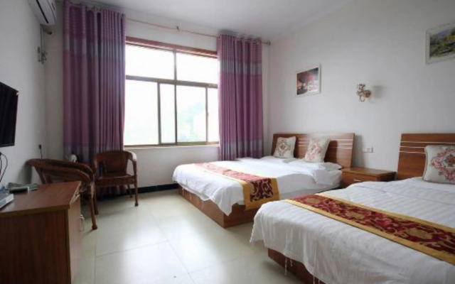 Hua Shan Xiang Yuan Hostel