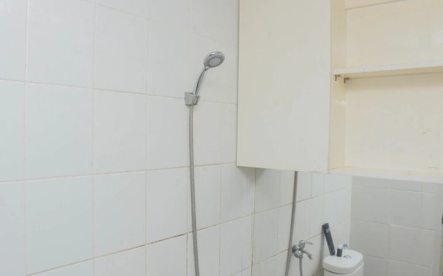 Comfort Living 2Br At Bassura City Apartment