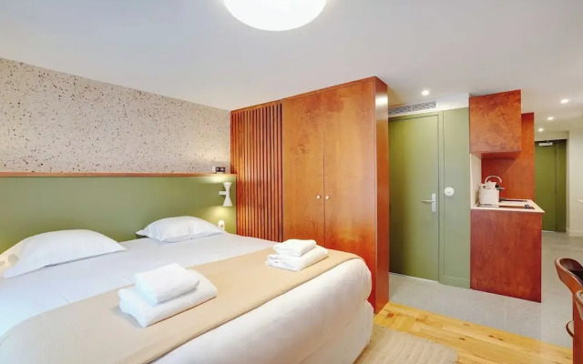 Intimate Studio - 2P - Folie-mericourt