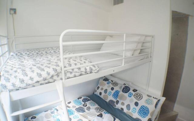 Tung Wo Guest House