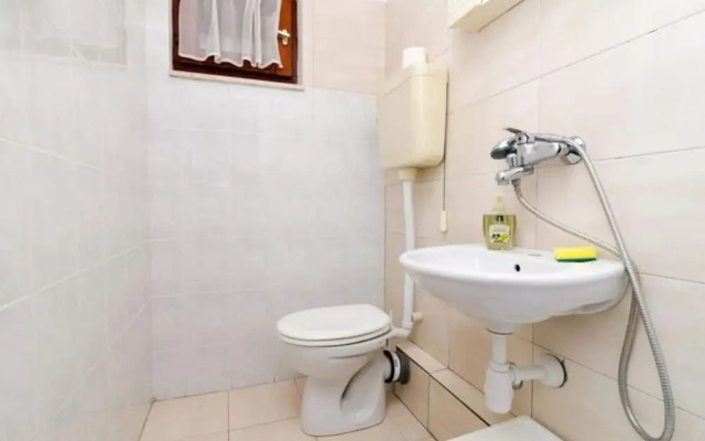 Apartment Dalmatin Zuljana - Two-bedroom Apartment 2