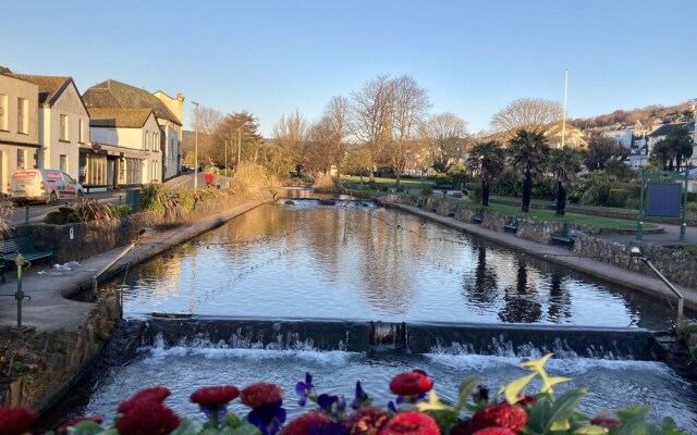 Self-contained Guest Suite in Dawlish, Devon