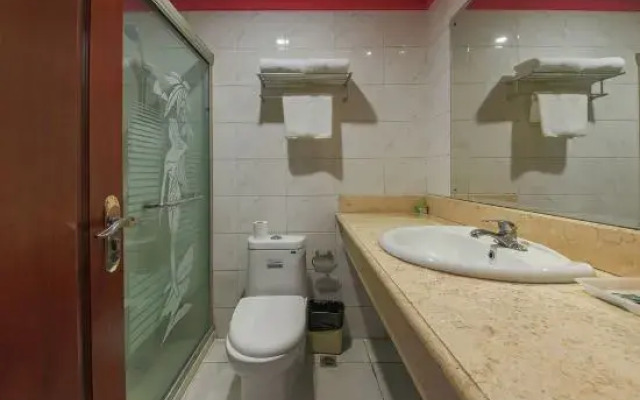 Shanghai Yatai Holiday Hotel (Yushu Road)