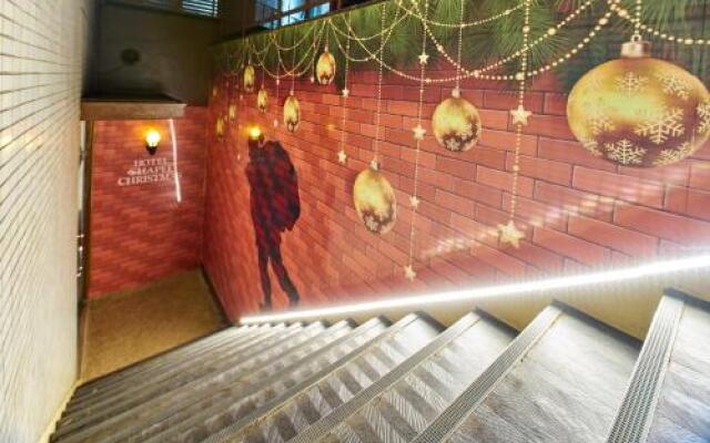 Hotel Blan Chapel Christmas Narita (Love Hotel)