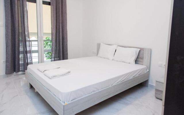 3 bedroom apartment at Koridallos square