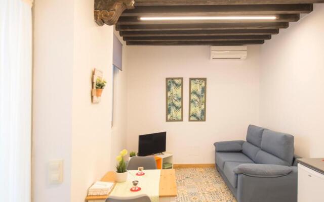 Aldaba Apartamentos