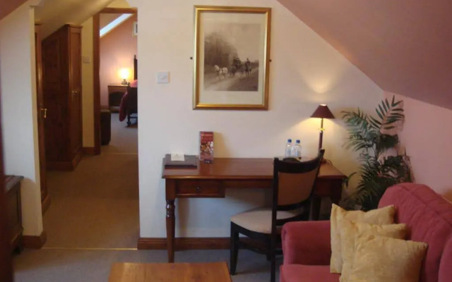 The Royal Arms Hotel