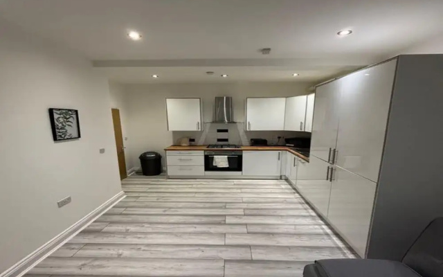 Immaculate 1-bed Apartment in Walton on the Naze