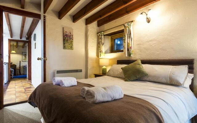 The Stables - 1 Bedroom Apartment - Saint Florence