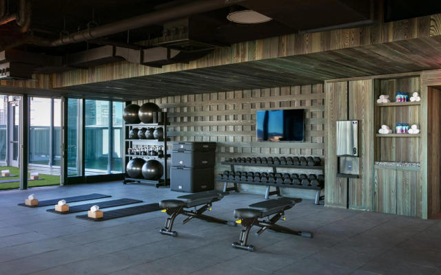 Moxy Downtown Los Angeles