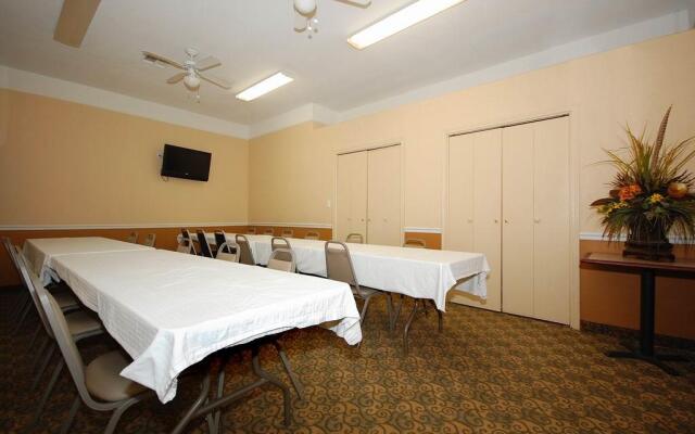 SureStay Hotel by Best Western Alice