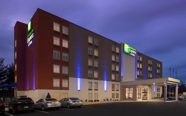 Holiday Inn Express & Suites College Park-University Area, an IHG Hotel