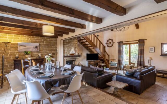 House Kergrim Carnac