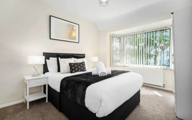 Luxury House Near Solihull
