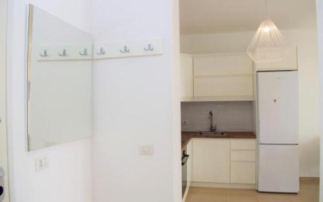Merville Apartments
