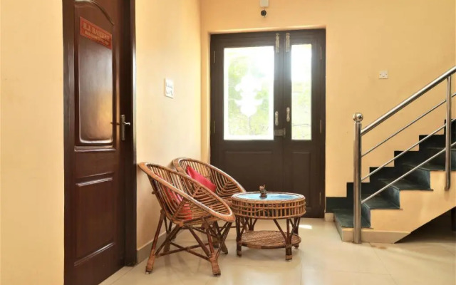 OYO 22670 Flagship Castle Apartment