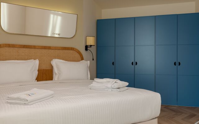 MiraMar Luxury Residences