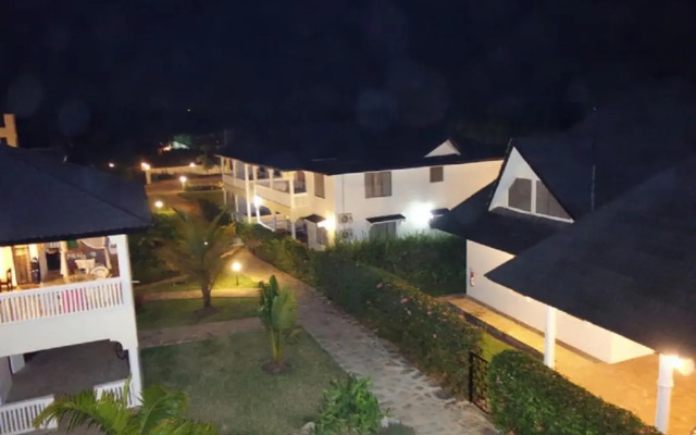 Diani Star Beds