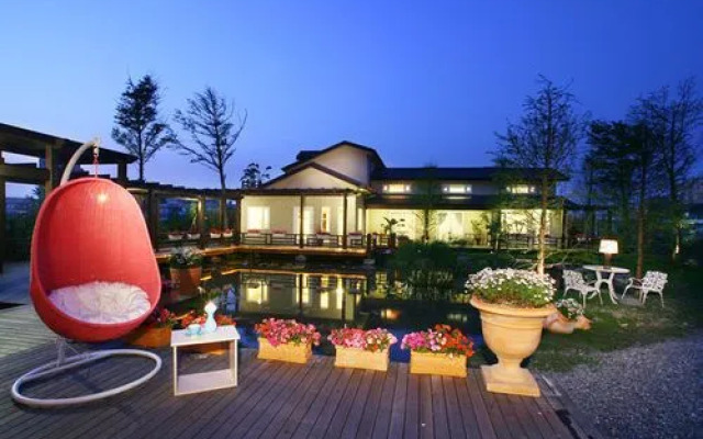 Lian Chun Garden Bed and Breakfast