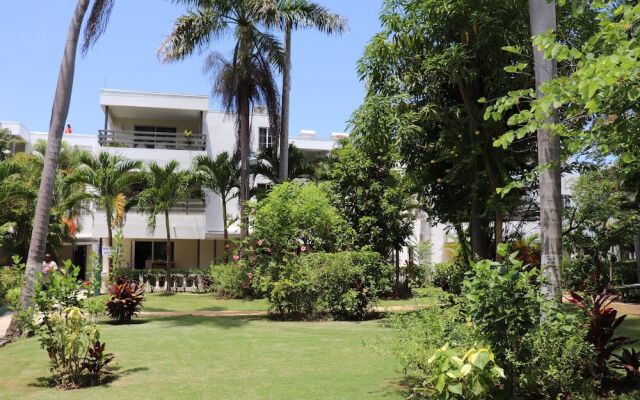 Negril Beach Club Condos