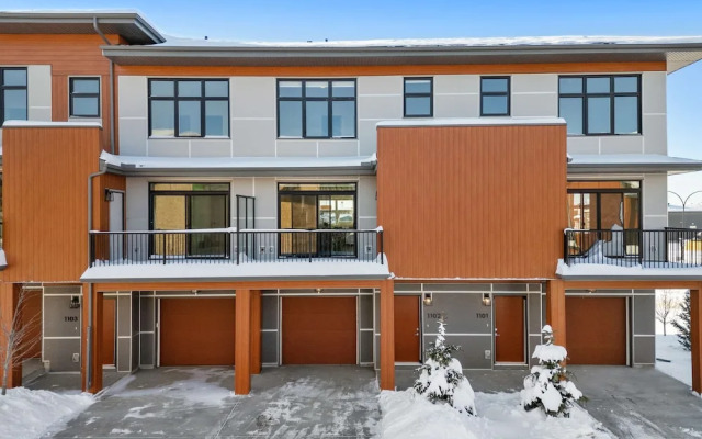 The Belmont Luxury NEW Home Free Indoorparking