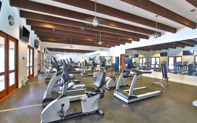 Classic 3 Bedrooms C48 by RedAwning