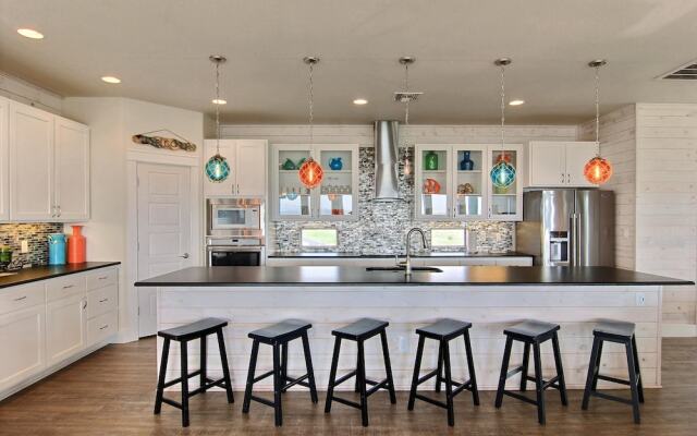 Beach-A-Holic 8121 by RedAwning