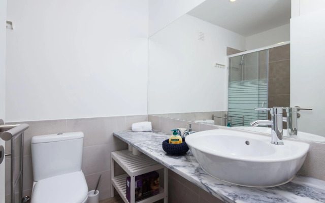 Designer Flats in Lapa by LovelyStay