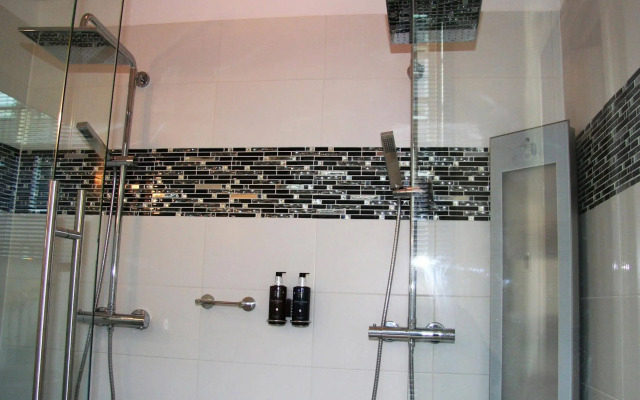 Amsterdam Suites