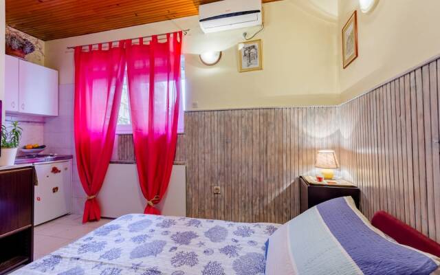 Charming studio at centre of Split