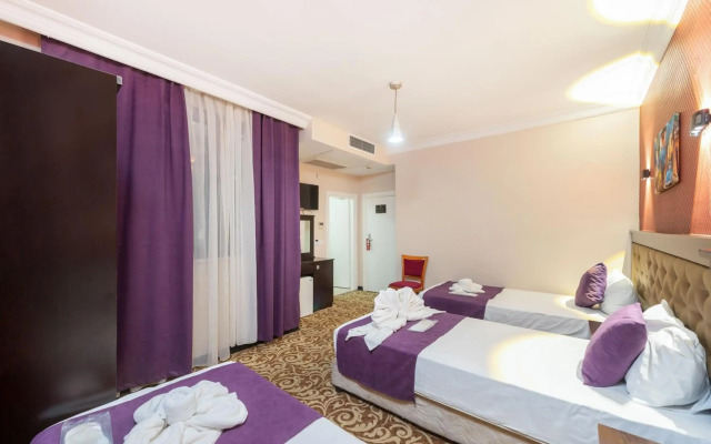 Grand Abimo Hotel