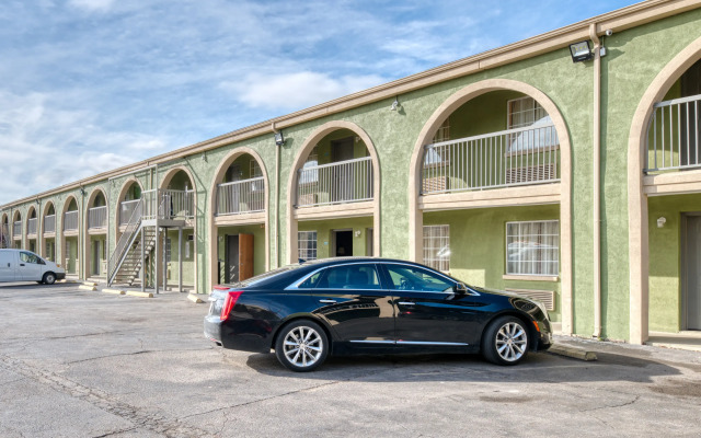 OYO Hotel Channelview I-10