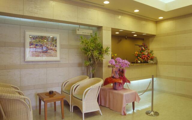 Hotel Route-Inn Naha Asahibashi Eki Higashi