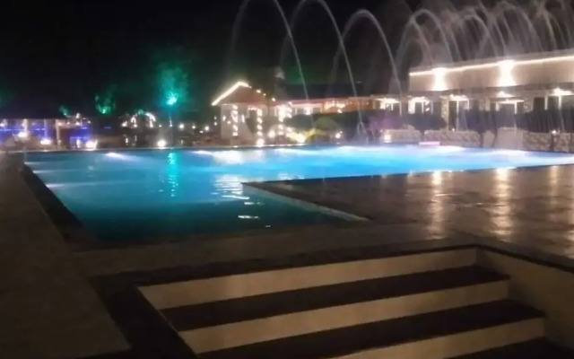 Lake View Village Resort