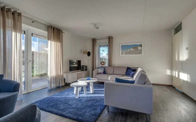 Detached Villa With Sauna, Just 1km From the Beach