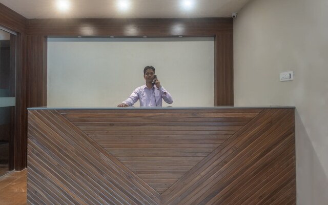 Capital O 29025 Hotel Seven Olive