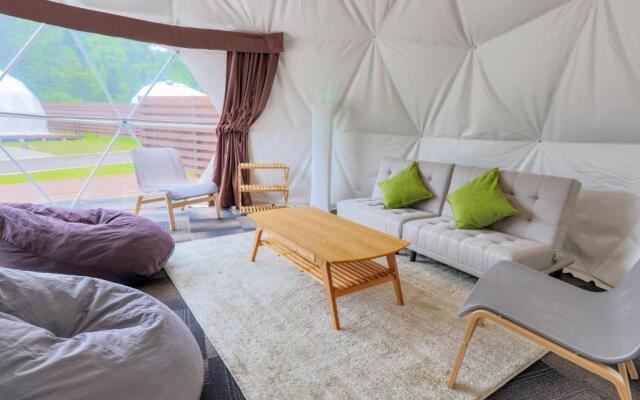 Glamping Resort Varie