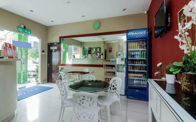 Oyo 698 Hotel Sepang at Dengkil