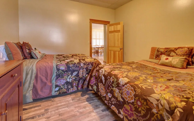 Suites on Main