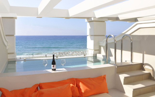 Agios Gordios Beach Resort
