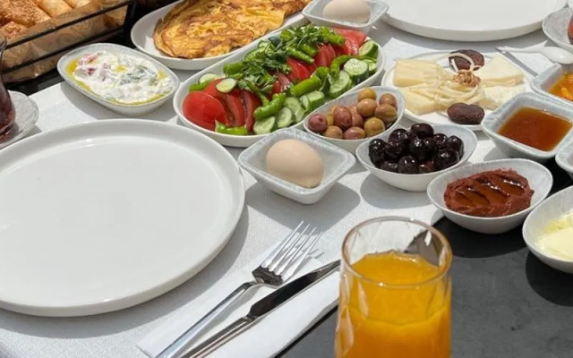 Parla Otel Kucukkoy