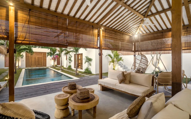 Villa Parasol by Alfred in Bali