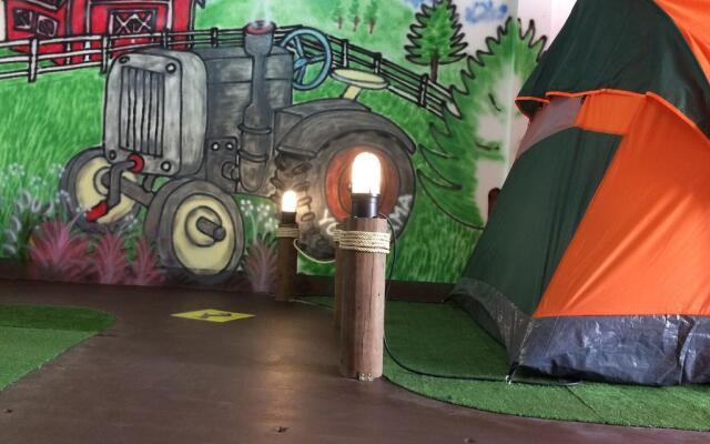 Norn Nung Len Cafe & Hostel