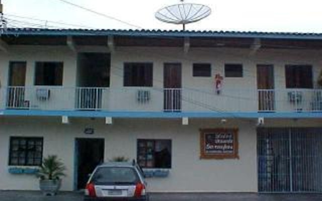 Hotel Pousada Garoupas