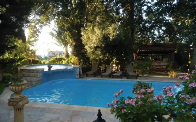 Kritos Apartments With Two Bedrooms