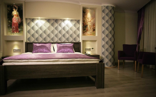 Rey Manes Hotel