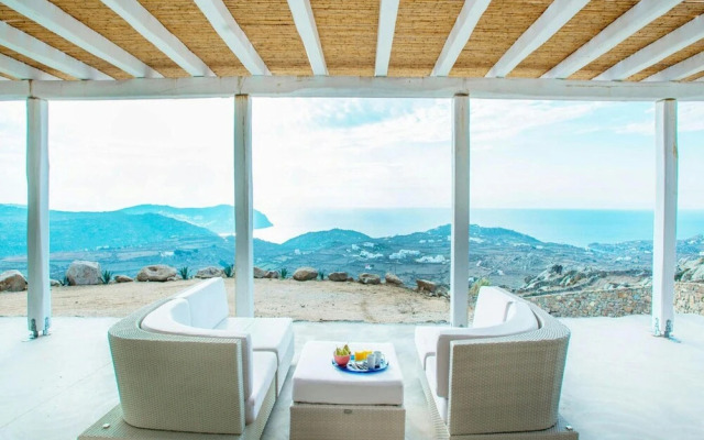 Elegant Villa With View