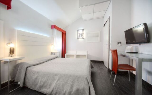 Hotel Aaron