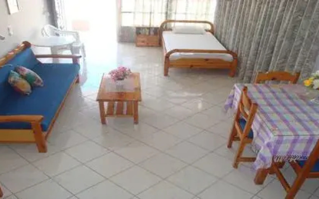Palmira Apartments