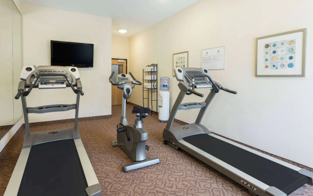 Days Inn by Wyndham Semmes/Mobile